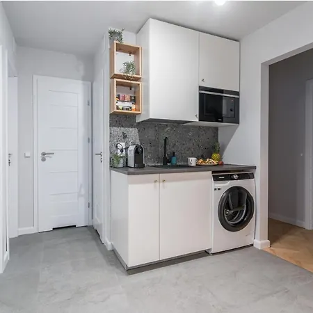 Bunny - Cozy And Peaceful Place, 12 Minutes From Old Town & Seaside Homestay szállás Gdańsk