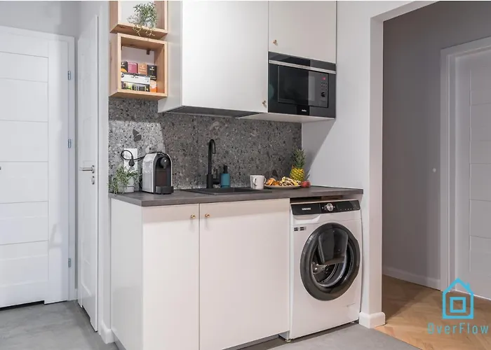 Bunny - Cozy And Peaceful Place, 12 Minutes From Old Town & Seaside Homestay *