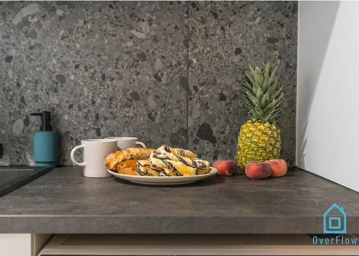 Bunny - Cozy And Peaceful Place, 12 Minutes From Old Town & Seaside Проживание в семье